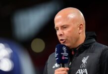 Slot quer ver melhoria dos jogadores do Liverpool após vitória suada contra o Atlético de Madrid