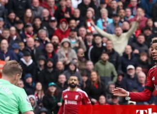 Liverpool v Everton: Premier League – live