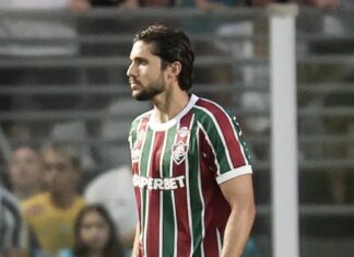Zagueiro projeta Fluminense recuperando pontos contra o Vitória