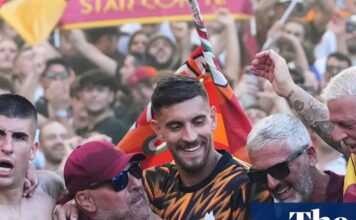 European football roundup: Roma beat Lazio in derby while Marseille v PSG postponed