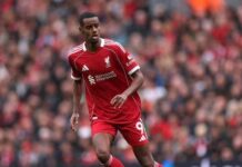 Eddie Howe gives fresh Alexander Isak take after Liverpool debut