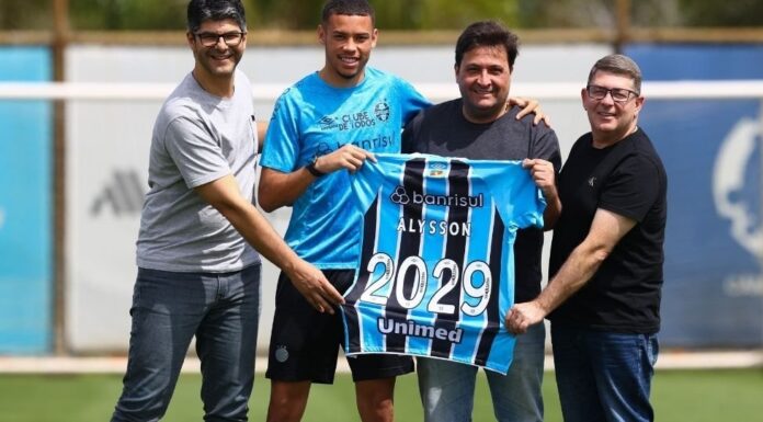 Grêmio renova contrato com promessa do elenco; veja detalhes