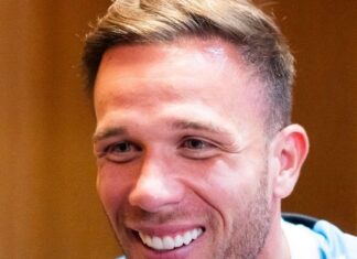 O desabafo de Arthur após 1ª vitória ao lado da torcida do Grêmio