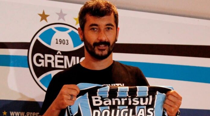 Ex-meia do Grêmio tem prisão decretada e está foragido da Justiça