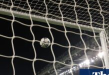 No happy Chelsea return for José Mourinho as own goal sinks Benfica