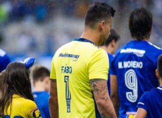 Léo deseja o retorno do goleiro Fábio ao Cruzeiro no futuro; veja