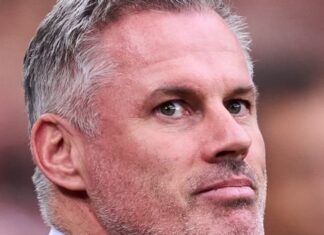 Carragher makes feelings clear on Liverpool issues after Arne Slot conversation