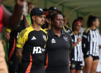 Em jogão, Galo Feminino mostra raça mas é superado pelo rival