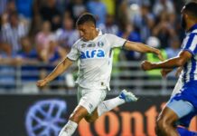 O jogador que tem boa recuperação e se aproxima de jogar pelo Grêmio novamente