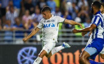 O jogador que tem boa recuperação e se aproxima de jogar pelo Grêmio novamente