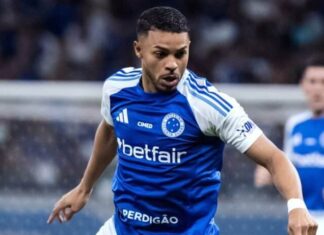Wanderson, do Cruzeiro, se destaca em top-10 de estatística do Brasileirão; confira