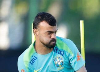 Fabrício Bruno agradece elogios de Ancelotti e confiança do treinador