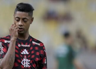 Bruno Henrique suspenso por 12 jogos: Flamengo aguarda novo julgamento no STJD