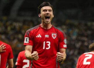 Kieffer Moore: Wales and Wrexham striker aims to graduate from World Cup to boardroom