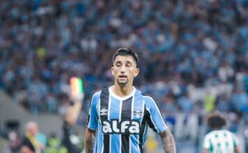 Mano Menezes rebate reclamações de Cristian Olivera no Grêmio: “é tudo firula”