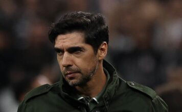 Abel Ferreira comemora goleada do Palmeiras e faz apelo: ‘Preciso da Mancha Verde no momento difícil’ – Nosso Palestra