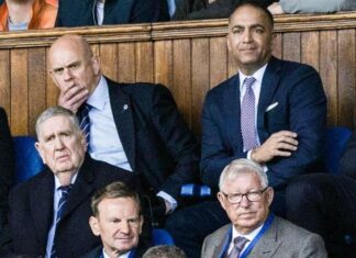 ‘Chaos reigns as Steven Gerrard leaves Rangers scrambling’