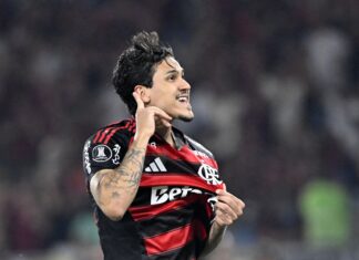 Flamengo se prepara para desafios decisivos; Filipe Luís defende Pedro como solução