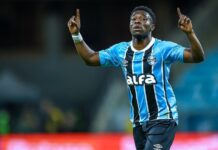 Amuzu dá volta por cima, projeta futuro no Grêmio e revela: “segundo filho gaúcho”