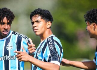 Grande promessa do Grêmio tem multa rescisória de R$ 253,8 milhões