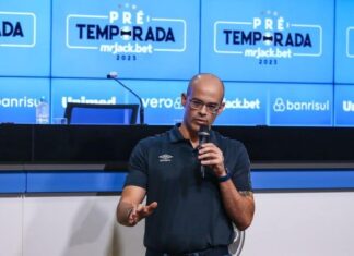 Caleffi se empolga em campanha: “Se eu falar o nome da grande contratação, talvez nem tenha eleição”