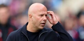 Arne Slot urged to recall long-serving Liverpool star despite summer splurge