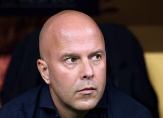 Slot warned Man Utd star is about to cause Liverpool ‘all sorts of problems’