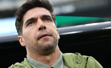 Por que Abel e Palmeiras, com contrato na mesa há meses, ainda não fecharam renovação? Entenda o cenário