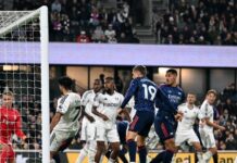 Arsenal marca no segundo tempo, bate Fulham fora de casa e mantém liderança da Premier League