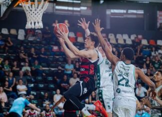 Flamengo estreia com vitória convincente no NBB: 102 a 86 sobre Bauru
