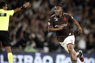 Vasco pretende renovar contrato de Rayan aumentando a multa rescisória; propostas que chegarem serão avaliadas de forma criteriosa