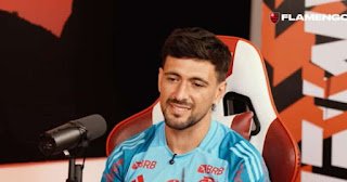 Arrascaeta Revela: Ídolo no Atlético-MG e Lista de Craques Mundiais – Galo 360 Oficial