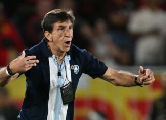 Técnico do Racing chama Flamengo de ‘seleção’, mas crava vaga na final da Libertadores: ‘Nós vamos a Lima’