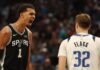 Wembanyama tem atuação de cinema, e Spurs atropelam os Mavs em Dallas