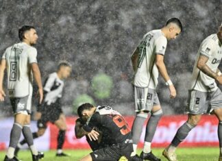 Vegetti diz que eliminação em 2024 o afetou e sonha com título do Vasco na Copa do Brasil