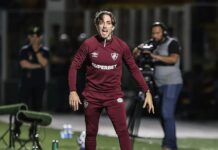 Zubeldía faz poucas mudanças e minutagem indica time titular do Fluminense