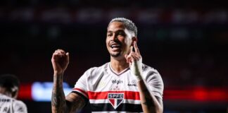 São Paulo derrota o Bahia em noite de gala de Luciano e volta a vencer no Brasileirão