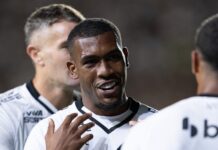 Artilheiro do Vasco de Fernando Diniz, Rayan desfalcará o time pela 2ª vez desde a chegada do técnico