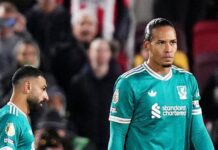 Liverpool: Wayne Rooney says Virgil van Dijk and Mohamed Salah have not shown leadership during struggles