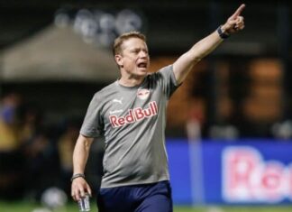 Ex-técnico do Cruzeiro, Fernando Seabra é demitido pelo Red Bull Bragantino; veja