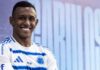 Marquinhos passa por operação e desfalca o Cruzeiro até 2026; veja