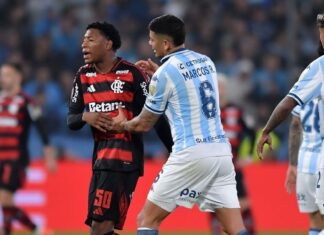 Flamengo estuda medidas após cartão vermelho de Plata contra o Racing