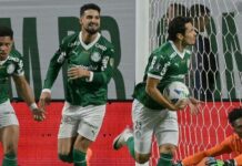 Em noite mágica, Palmeiras consegue virada histórica sobre a LDU e vai à final da Libertadores de forma épica contra o Flamengo