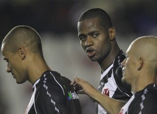 Vasco não ficava 3 jogos sem sofrer gols desde 2012, quando tinha Dedé na zaga