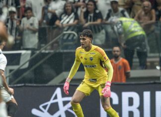 Atlético aciona FIFA para cobrar dívida do Alverca por venda de goleiro