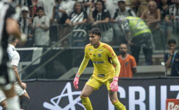 Atlético aciona FIFA para cobrar dívida do Alverca por venda de goleiro