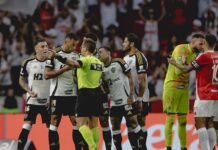 Árbitro cita Victor em súmula, e explica expulsões de Vitor Hugo e Sampaoli; confira