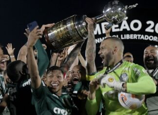 Lateral do Flamengo admite que preferia LDU na final da Libertadores, mas ressalta ‘pendências’ com Palmeiras por derrota em 2021