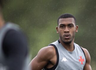 Vasco deve receber mais sondagens por Rayan no final da temporada