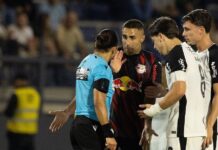 Bragantino vence o Corinthians com expulsão polêmica, pênalti ‘bem marcado’ e gol nos acréscimos